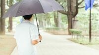 イオン｢男性用日傘｣7月の売上､前年の2倍の背景 ｢女性が差すもの｣固定観念が薄れつつある