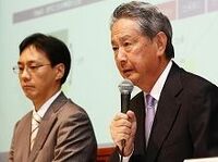 「紳助騒動」でも明らかになった吉本興業の非上場化メリット、“行儀悪い”非上場化に株主からの訴訟も