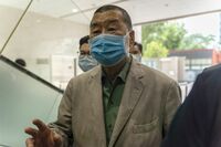 香港警察がアップルデーリーの幹部5人を逮捕 国安法盾に香港メディアへの中国の統制強まる