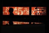 日経平均3日ぶり反発､円高一服を好感 物色動向が定まっていないとの声も