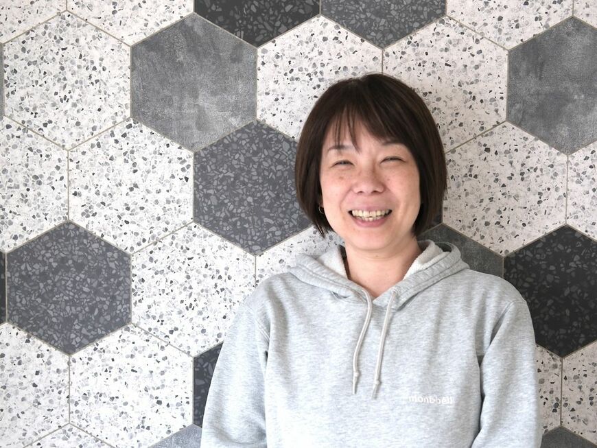 喜田悦子さん。現在は「0歳からのおうち英語 BabyLingo!」で監修（富所彩香氏との共同監修）を務めている（写真：筆者撮影）