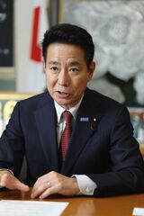 前原誠司（まえはらせいじ） 1962年京都市生まれ。京都大学法学部卒業。1993年衆議院総選挙に初当選。民主党代表、国土交通大臣、外務大臣、国家戦略担当大臣などを歴任。現在、国民民主党代表代行、党安全保障調査会長を務める