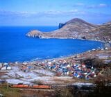 函館本線山線の急行「ニセコ」。眼下に日本海を望みつつ勾配に挑む（撮影：南正時）