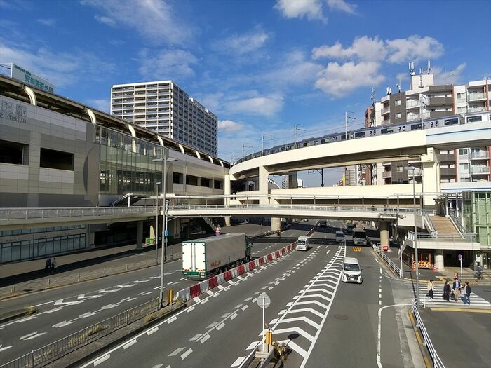 高架化されたほぼ同位置の現在の姿