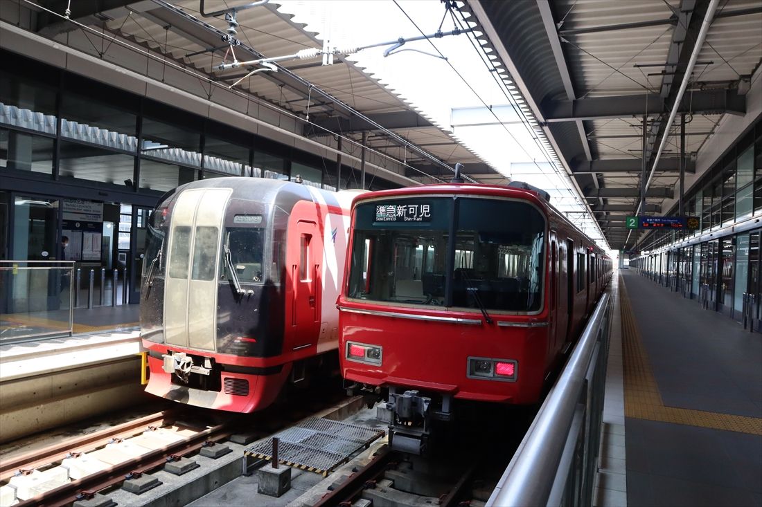 名鉄空港線には準急などの一般列車も乗り入れる（撮影：南正時）