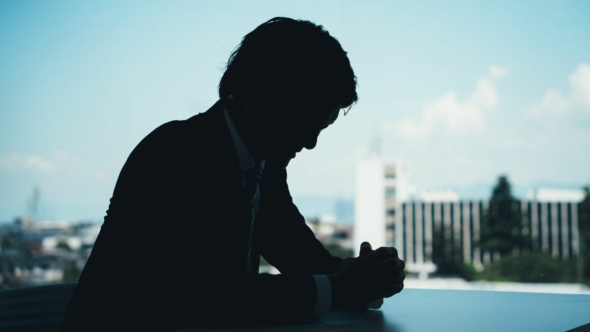 うまくいかない人はショックな出来事に｢被害者意識｣で反応…感情に振り回されない人が持つ"たった1つの習慣" | ライフ | 東洋経済オンライン