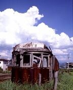 福井鉄道南越線（廃線）村国駅のモハ81廃車体。