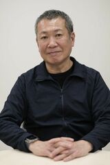 佐々木 俊尚 作家・ジャーナリスト 1961年兵庫県生まれ。早稲田大学政治経済学部中退。毎日新聞記者、『月刊アスキー』編集部を経て、2003年よりフリージャーナリストとして活躍。ITから政治、経済、社会まで、幅広い分野で発言を続ける。最近は、東京、軽井沢、福井の3拠点で、ミニマリストとしての暮らしを実践。『読む力 最新スキル大全』（東洋経済新報社）、『レイヤー化する世界』（NHK出版新書）、『時間とテクノロジー』（光文社）など著書多数（写真：梁川剛）