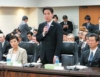関西国際空港救済案の現実味、伊丹空港との統合でも前途多難