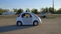 グーグルの自動運転車､夏に公道デビュー <動画>ハンドルとブレーキは付いている