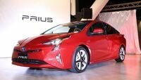 ｢4代目プリウス｣絶対王者に漂う3つの不安 爆発的ヒットの3代目を超えられるか