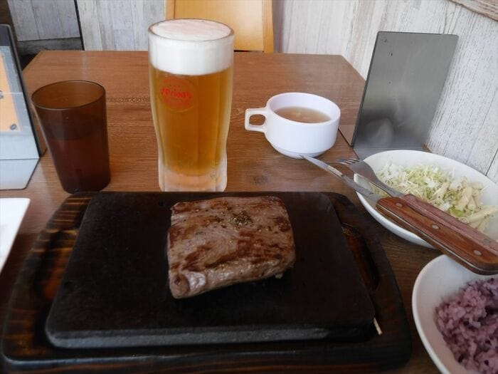 沖縄発祥のチェーン店「やっぱりステーキ」のステーキ