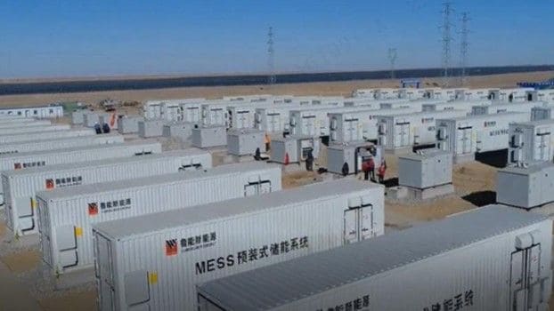 CATLがバッテリーを提供した中国青海省の蓄電システム。原油高などでこうした需要はさらに増えると予想される（同社ウェブサイトより）
