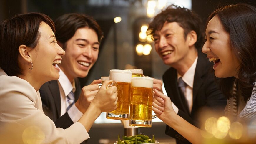 いつまでも楽しくおいしいお酒を楽しむためのコツとは（写真：Fast&Slow／PIXTA）
