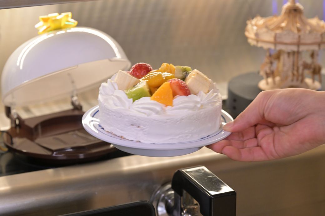 くら寿司｢1000円ホールケーキ｣一体なにが凄いか 大反響｢プレゼント 