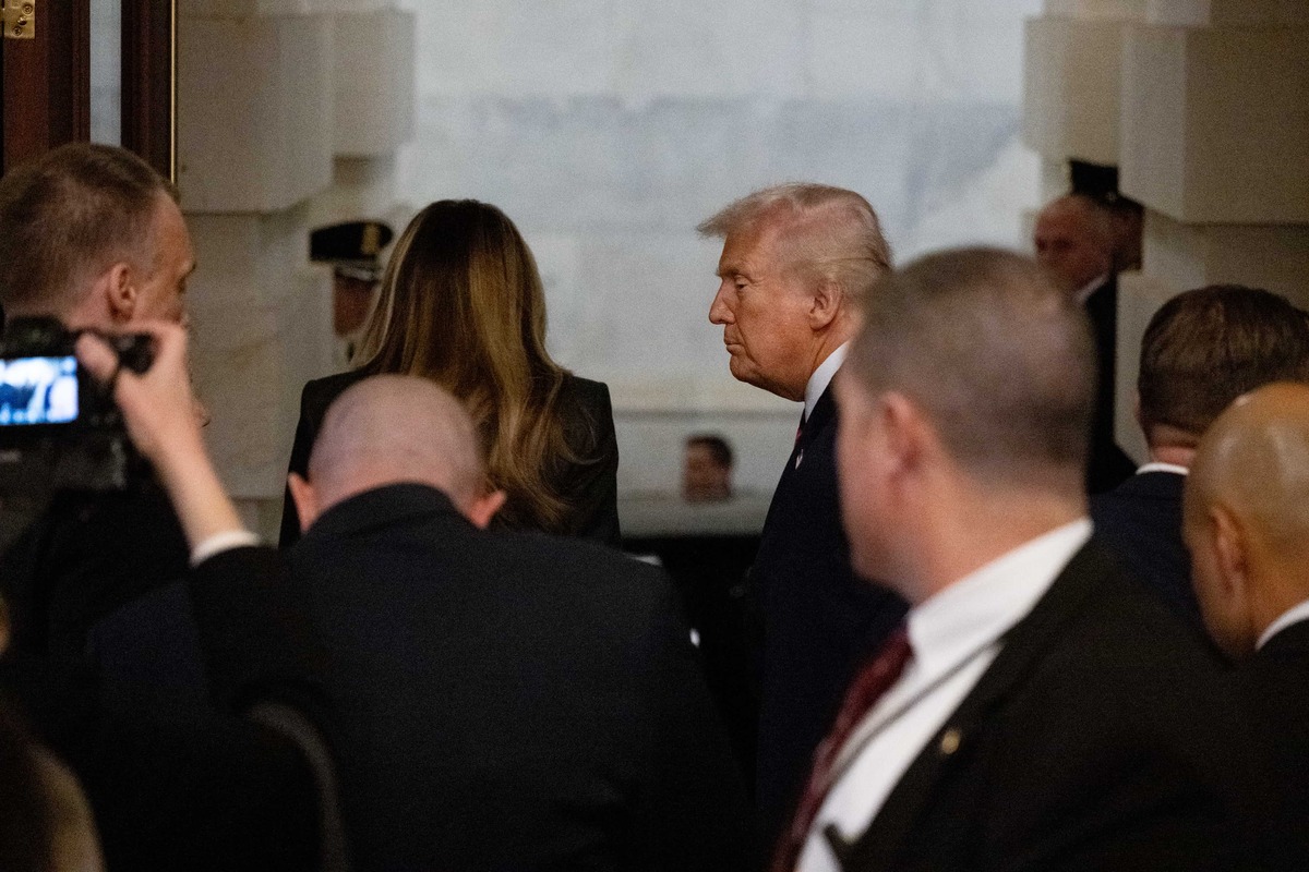 なぜトランプ大統領を議会は罷免できないのか | 国際情勢 | 東洋経済オンライン