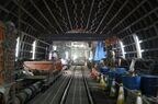 地下深くで建設中のトンネル