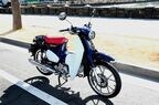カラーリングが初代モデルのC100も彷彿とさせる