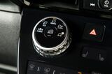「デリカD:5」などと通ずるドライブセレクター（写真：三菱自動車工業）
