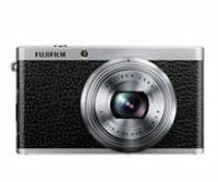 高級路線でコンパクト勝利狙う富士フイルム