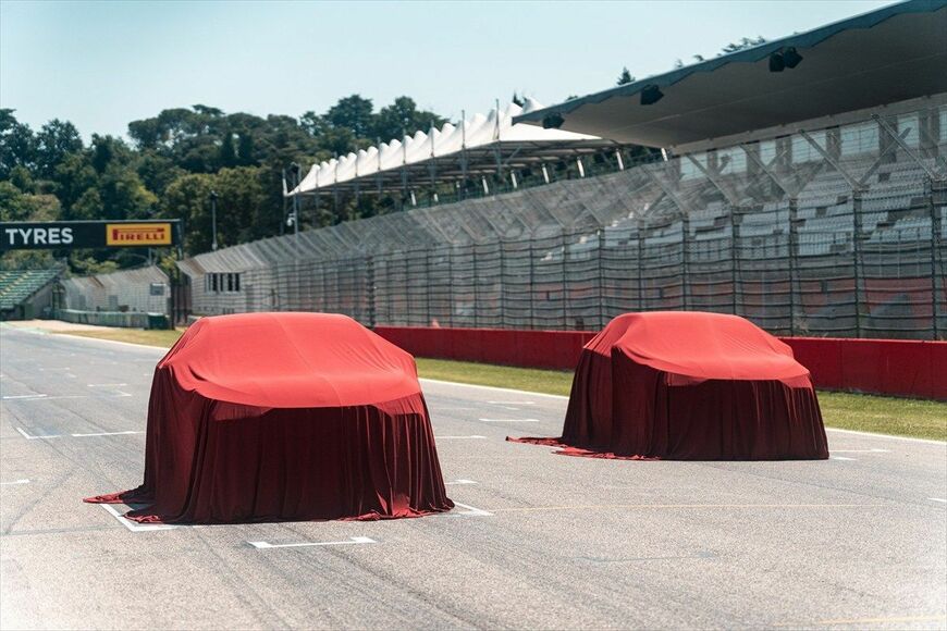 モンツァサーキットでアンヴェールを待つ「O.S.C.A. MT6」（写真：O.S.C.A s.r.l.）
