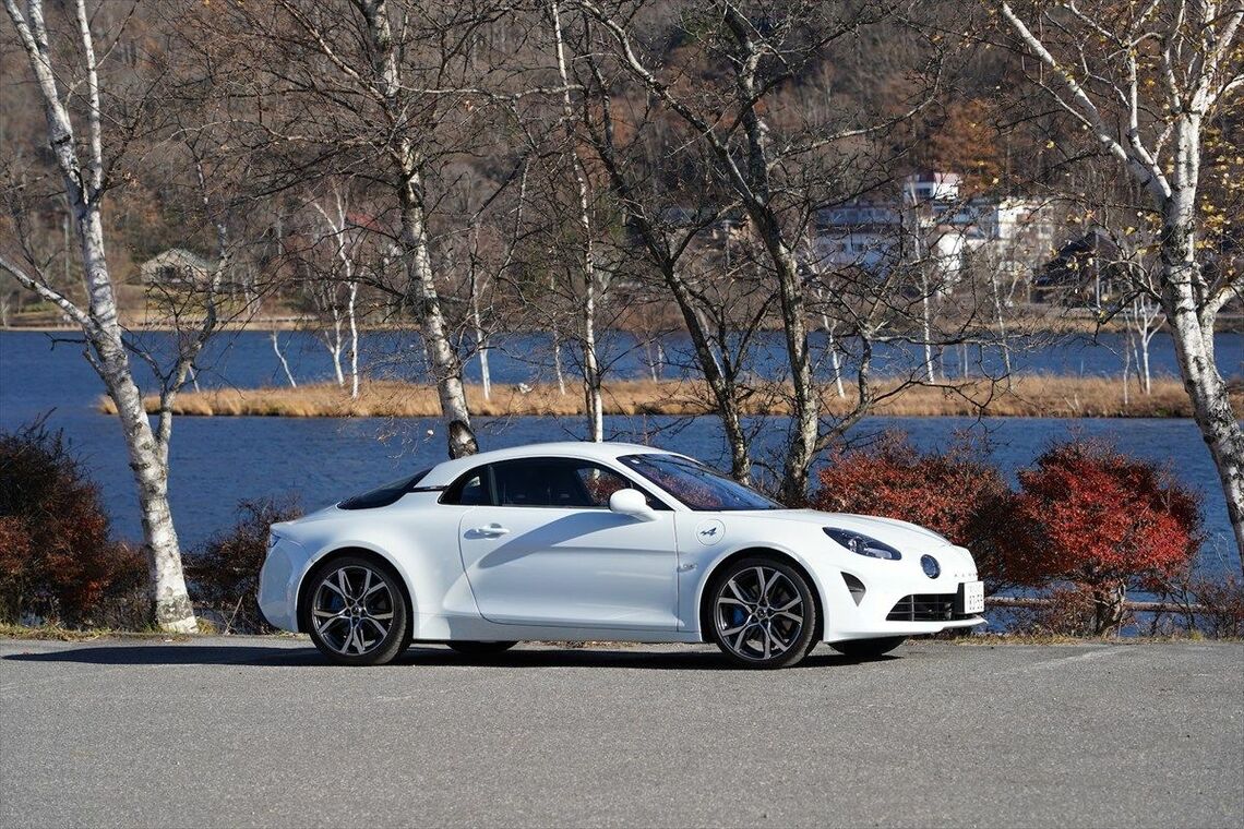 クラシックな世界観を残すベースモデル（筆者撮影）