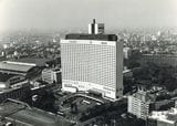 周辺に高層建築がなかった当時のホテルパシフィック東京（写真提供：京急電鉄）