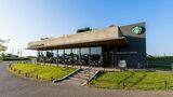 スタバが歩んできた道のりは、マーケティング的な観点から考えても、非常に興味深い示唆を私たちに与えてくれる（写真：yu_photo／PIXTA）