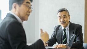 ｢行きつけの店は作らない｣｢月1人新しい人に会う｣…島耕作作者直伝､50代後半の衰えた成長意欲に再点火する仕掛け