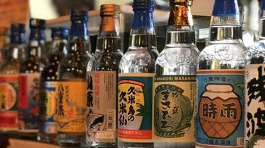沖縄｢泡盛｣が本土復帰50年で直面した最大の試練 酒税軽減措置の廃止で