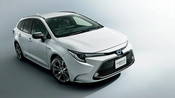 トヨタの基幹モデルのひとつ「カローラ」シリーズに変化が起きている(写真:トヨタ自動車)