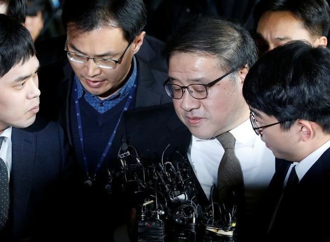韓国検察､前大統領府高官の身柄を拘束
