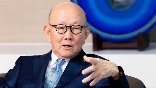 伊藤忠･岡藤会長を直撃｢セブンに協力したい｣