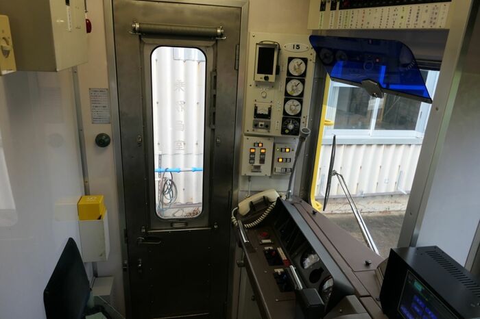 京急デト15の運転席