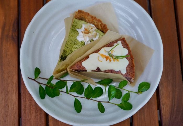 「曼荼羅COFFEE」には日替わりタルトや