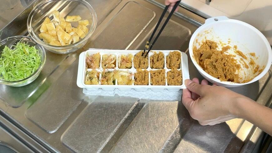 手作りの味噌玉（写真：筆者撮影）