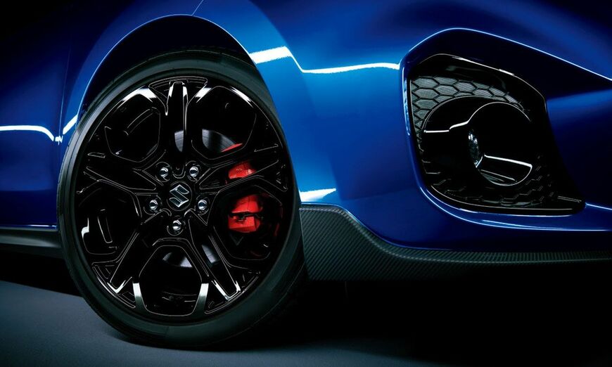 スイフトスポーツの特別仕様車「ZC33S Final Edition」（写真：スズキ）