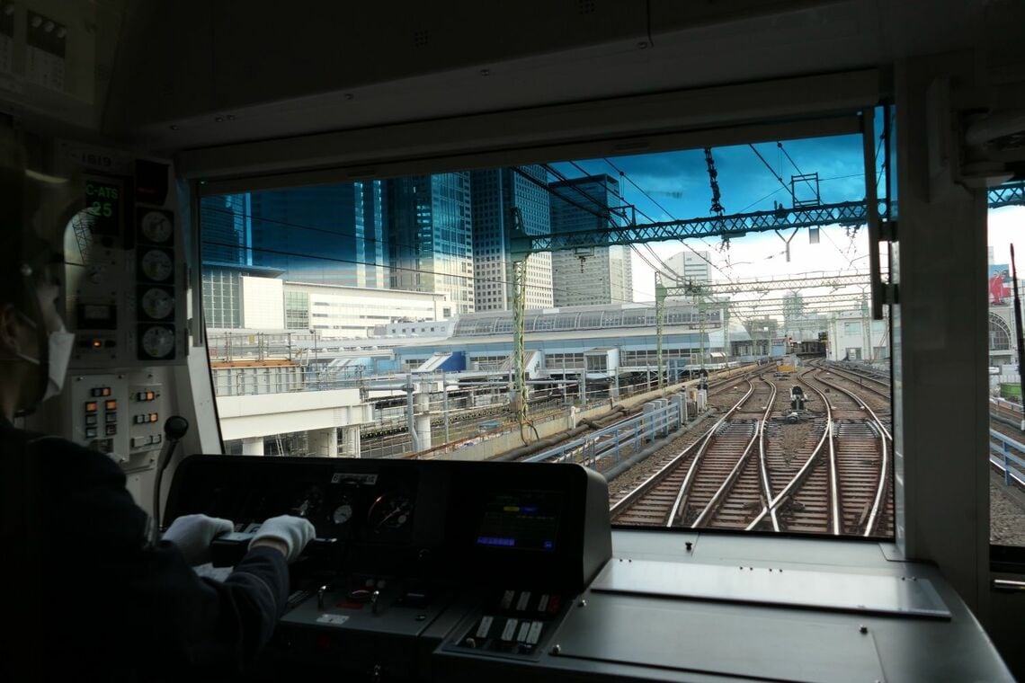 京急品川駅引き上げ線の前面展望