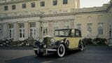 1937 Phantom III Sedanca de Ville（写真：courtesy of Rolls-Royce Motor Cars）