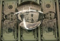 ドルは101円前半､円高はいったん休止も ドル高狙った投機筋の｢失敗｣が原因か