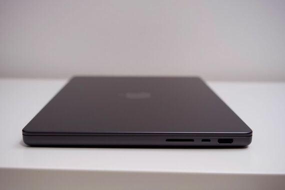 MacBook Pro M5モデル
