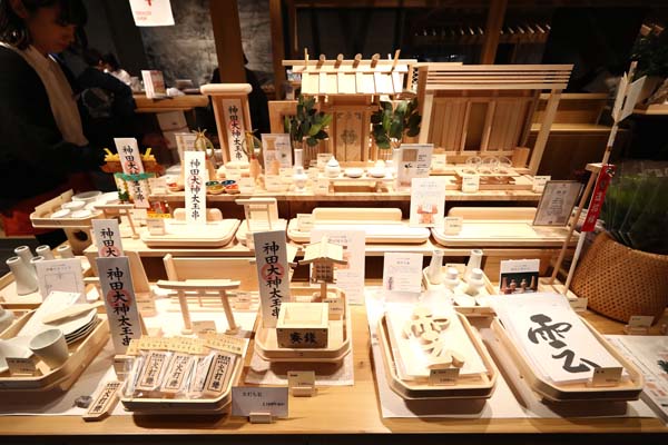 神棚や賽銭箱も購入できる