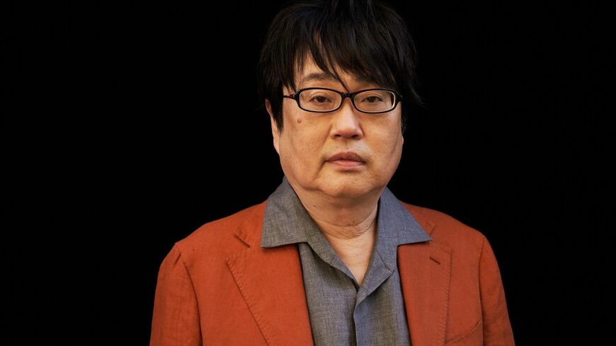 ギャンブル・借金・結婚歴4回の波瀾万丈な生き方の末、掴んだ六角流処世術とは？（写真：平郡政宏） 