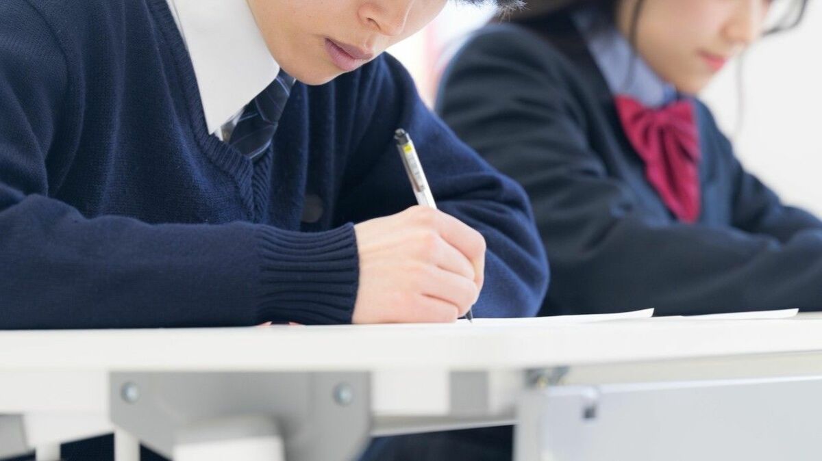 【東大入試で見えた｢かなり優秀な人｣の限界】｢ただ分析できる人｣と｢自分で決断できる人｣を分ける"思考の決定的差" | キャリア・教育 | 東洋経済オンライン