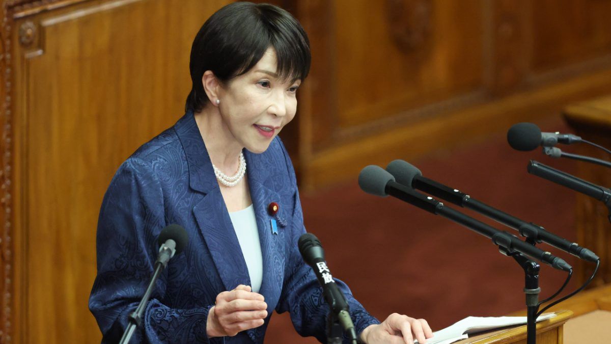 ｢党の歴史に逆行する皮肉な言動｣と長老は嘆息､臨時国会冒頭で高市首相が言い放った｢4文字｣に永田町が注目する深いワケ | 政治・経済・投資 | 東洋経済オンライン