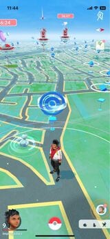 都心部でゲーム画面を広げると、常にさまざまなポイントが表示されているが、地方部ではそうもいかないようだ（筆者撮影）