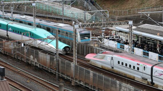 走行中に分離した東北新幹線