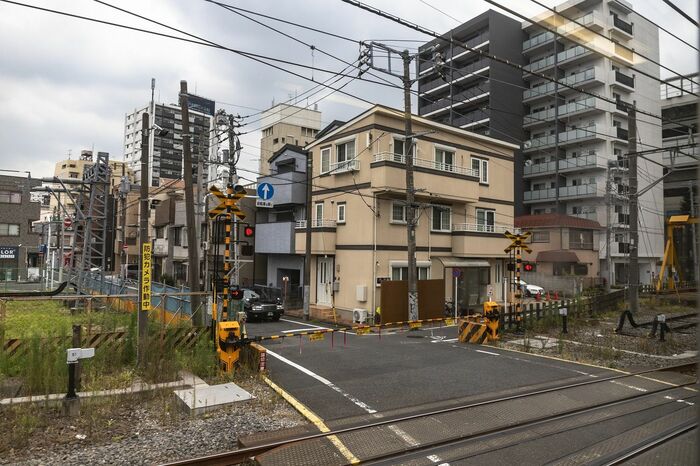 下板橋―大山間のこのあたりには金井窪駅があったが、