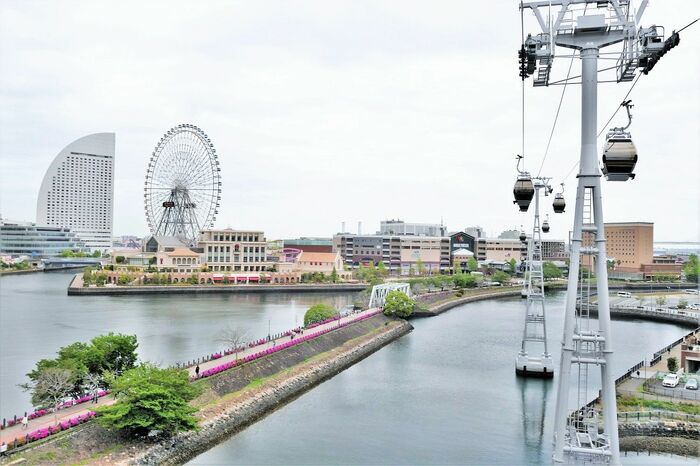 大観覧車や赤レンガ倉庫などがある