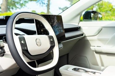 ボルボの新型EV「EX60」国際試乗会の様子（写真：VOLVO）